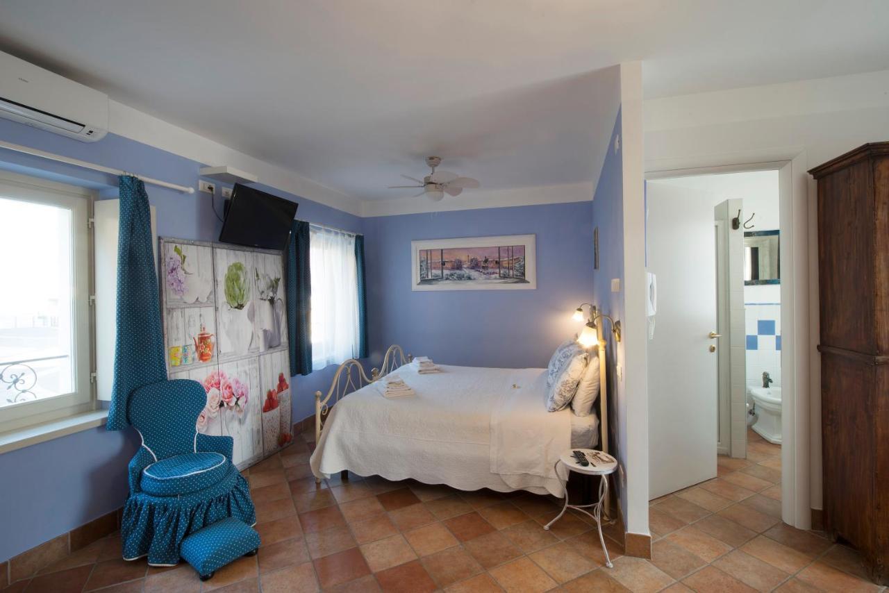 فيناريا ريالي Residence La Pera Bugiarda المظهر الخارجي الصورة